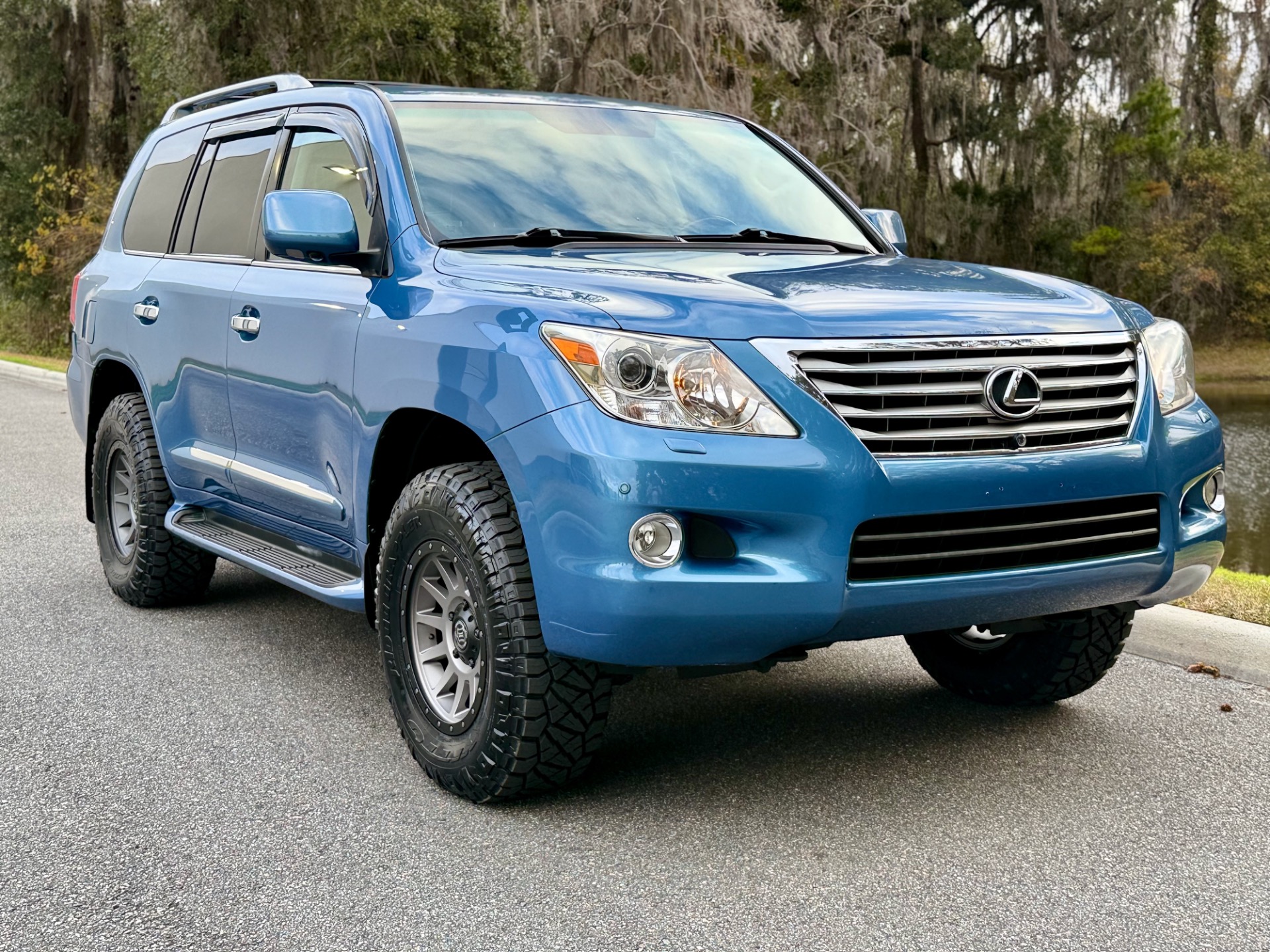 Used 2009 Lexus LX 570 RARE COASTAL AZUL LIFTED BEAUIFUL For Sale (Sold ...